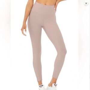 Alo Yoga Pale Pink Leggings – Size Medium – High-Waisted, Stretchy Activewear